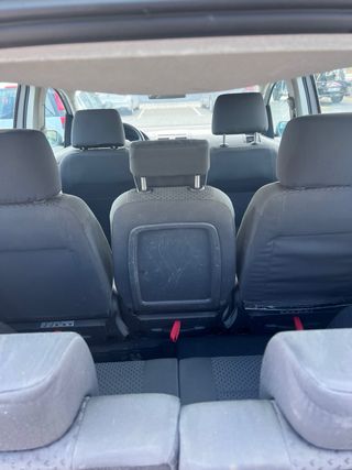 Volkswagen Touran 2006 7 plazas pegatina B