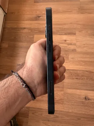 iPhone 14 256GB