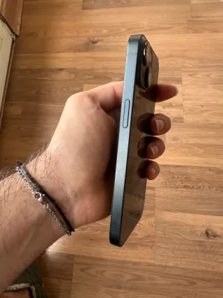 iPhone 14 256GB