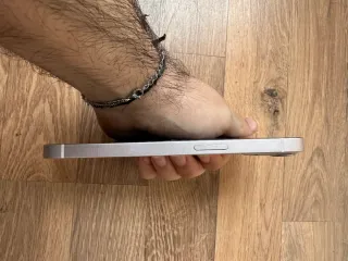 iPhone 13 256GB