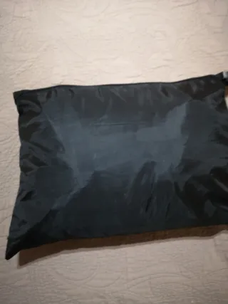 Chaqueta impermeable azul y negra Talla G