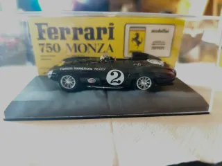Ferrari 750 Monza - Modelo Coleccionista