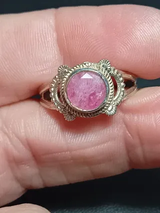 Anillo Plata Ley rubí facetado