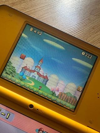 Nintendo DSi XL Amarilla JAP