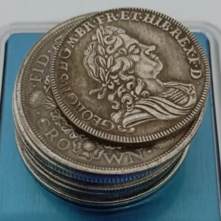 8 MONEDAS ANTIGUAS DE COLECCIÓN REINO UNIDO