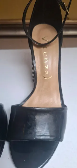 Sandali Vicenza n.37 tacco righe bianche e nere