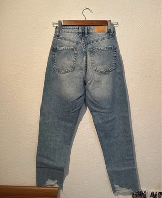 Pantalón vaquero Stradivarius azul T.34