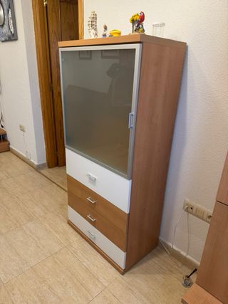 Muebles de salón madera y blanco