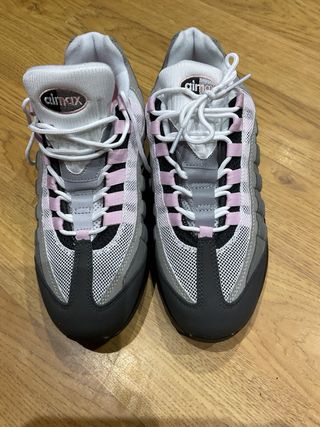 Nike Air Max 95 Gris y Rosa