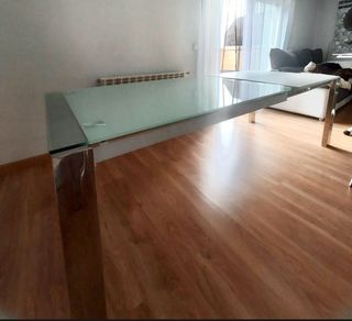 Mesa de salón extensible cristal y metal