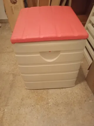 Caja de juguetes