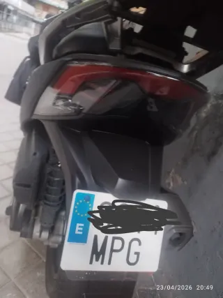 Kymco Xtown 300 ABS Negra/Gris