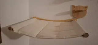 Casita y escaleras para gato