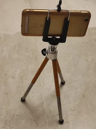 Trípode Aluminio y Soporte Móvil
