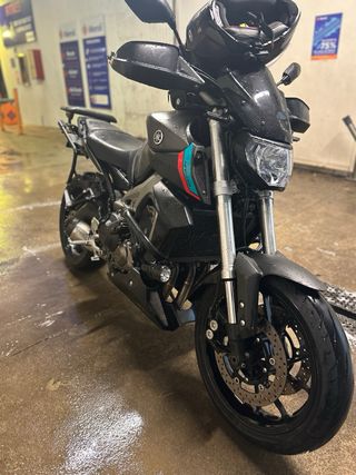 Yamaha MT-09 2014 Gris/Plata