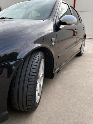 SEAT Leon 2004