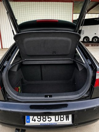 SEAT Leon 2004