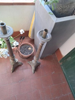 2 Candelabri antichi in bronzo dorato per chiesa