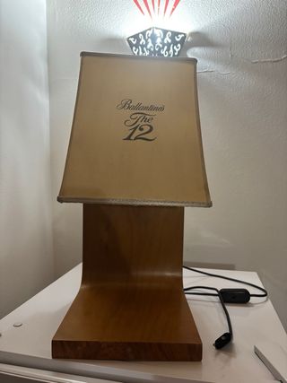 Lampada Vintage Ballantine's The 12