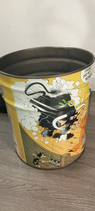 Papelera antigua Mortadelo y Filemón
