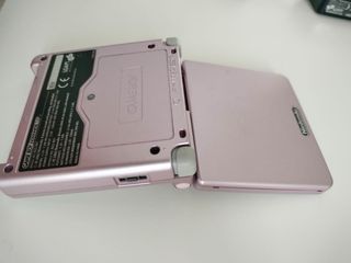 Nintendo DS + Cargador + Juegos