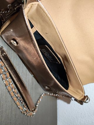 Bolso Cartera Bronce Cadena y Asa