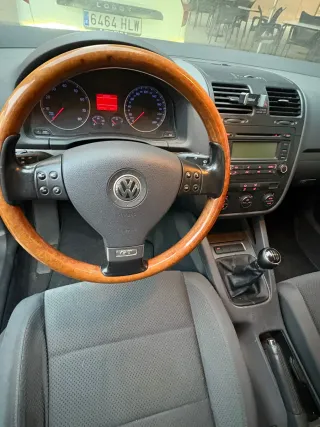 Volkswagen Golf 2005