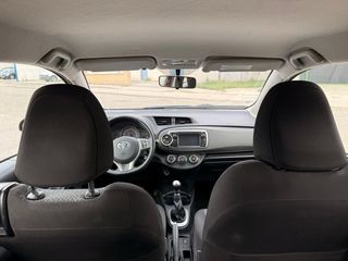 Toyota Yaris 2012
