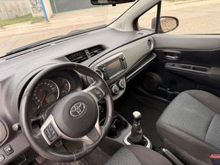 Toyota Yaris 2012