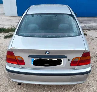BMW 318i