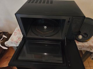 Microondas LG MJ3965BPS 39L 4 en 1.