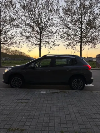 PEUGEOT 2008 1.6 BlueHdi 100cv STYLE