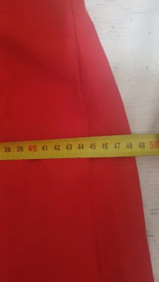 Falda Boohoo Roja Talla 42