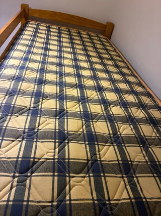 Litera de MADERA MACIZA muy robusta + 2 Colchones