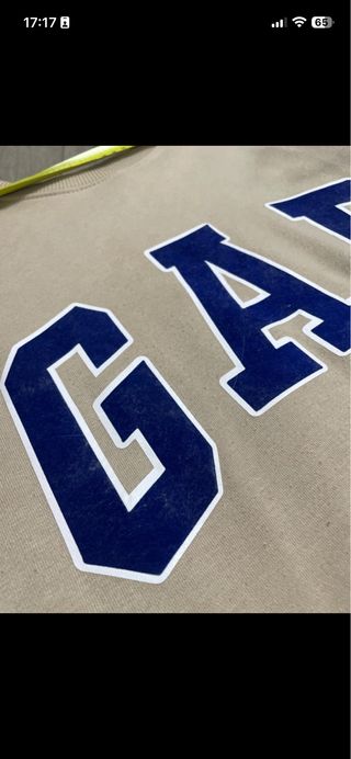 Sudadera Lefties estampado GAP Beige