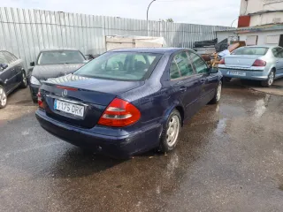Mercedes-Benz Clase E 2006 Avería cambio