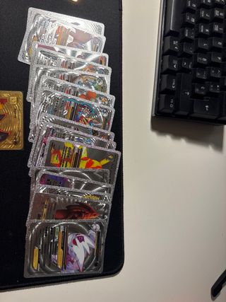 Cartas Pokémon Variadas
