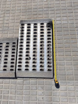 Rampas de carga para camion portacoches.