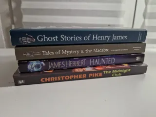 Lote 4 libros de terror en inglés