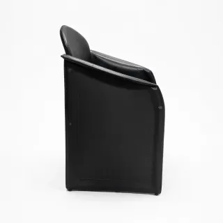 Sillón posmoderno en cuero negro, años 70