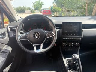 Renault Clio 2023