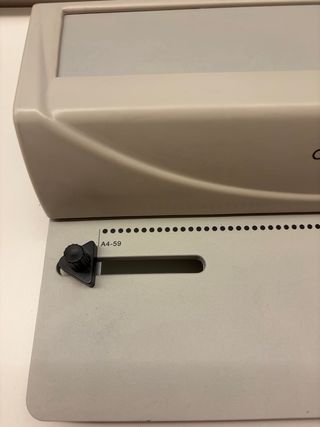 Encuadernadora manual Q-Connect + pack espirales