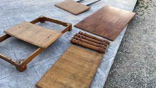 Mesa de comedor de madera