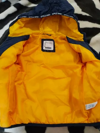Lote 4  chaquetones niño Talla 2/3 años