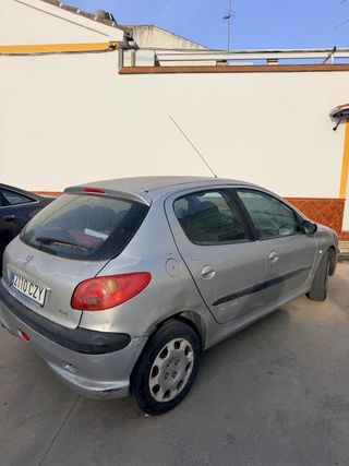 Peugeot 206 2002