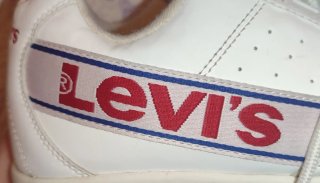Scarpe da donna Levi's in colore bianco n 39