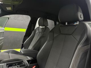 AUDI Q3 35 TDI S-LINE