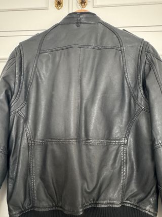 Chaqueta de piel negra Sonny bono
