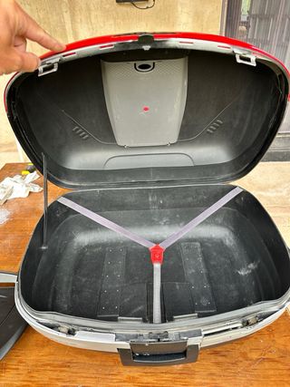 Baúl Shad 48L