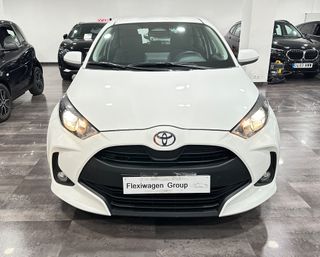 TOYOTA Yaris 1.5 120H Business Plus